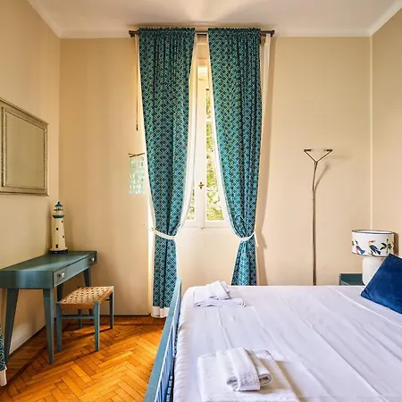 Angela Maria - By Lovecomo Сasa de vacaciones Brienno