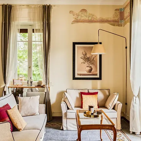 Angela Maria - By Lovecomo Сasa de vacaciones