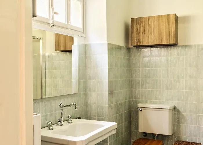 Angela Maria - By Lovecomo Дом отдыха