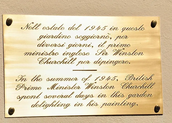 Angela Maria - By Lovecomo