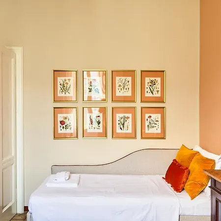 Semesterbostad Angela Maria - By Lovecomo Brienno