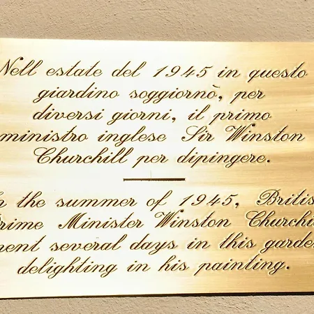 Angela Maria - By Lovecomo