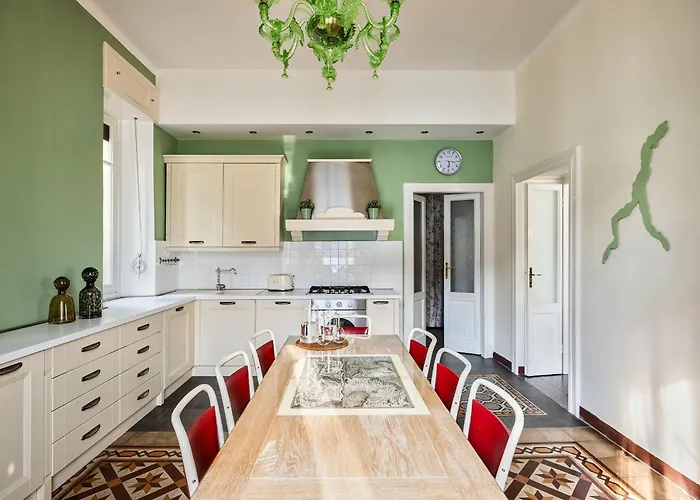 Angela Maria - By Lovecomo Ferienhaus Brienno